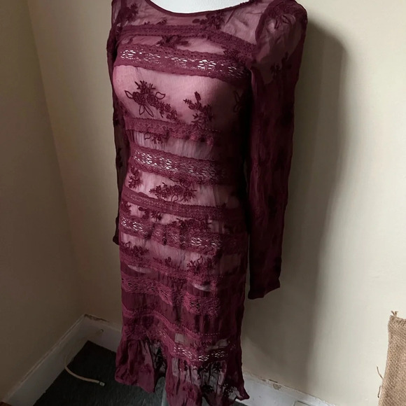 NWT Sundance Sheer Lace Dress 4 Burgundy Midi Embroidered Fairy Boho Party - Picture 3 of 8